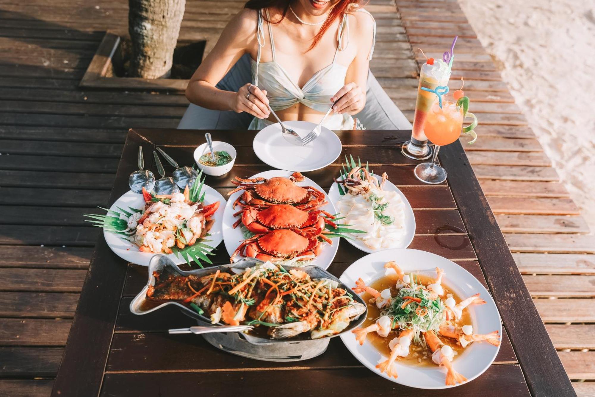 Chaolao Cabana Resort Pantai Chao Lao Bagian luar foto